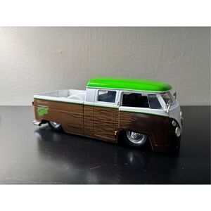 Marvel 1963 Groot Volkswagen bus diecast pickup truck scale 1/24
